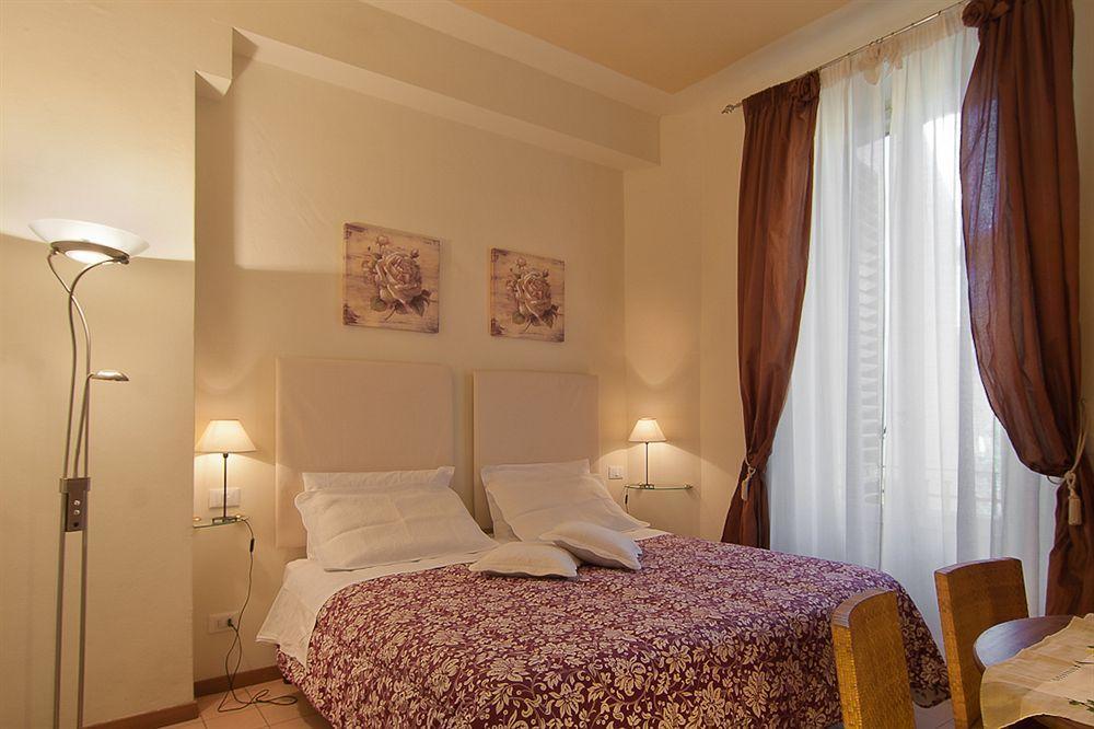 Bed&Bed Cassia Bed & Breakfast Флоренция Екстериор снимка