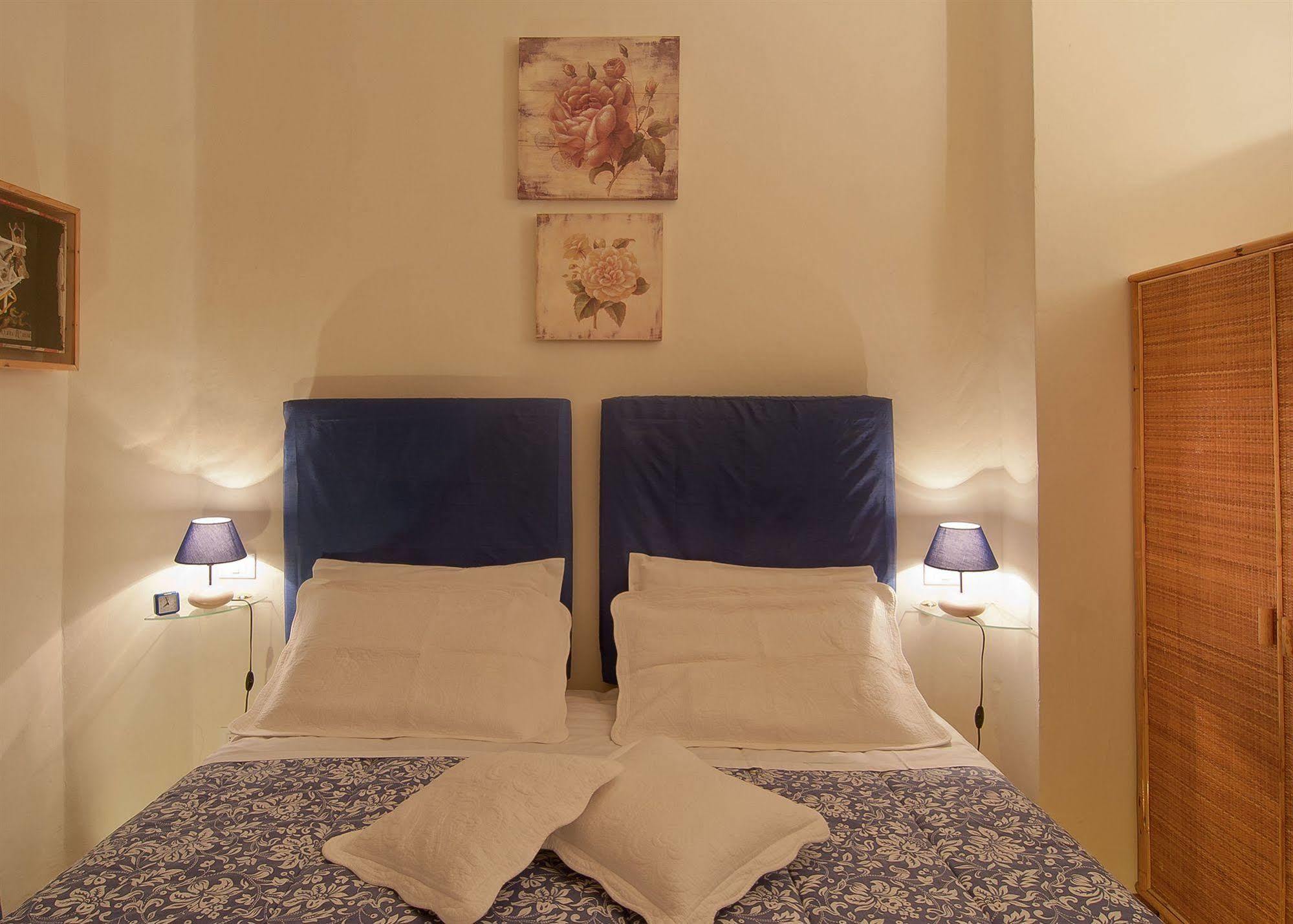 Bed&Bed Cassia Bed & Breakfast Флоренция Екстериор снимка